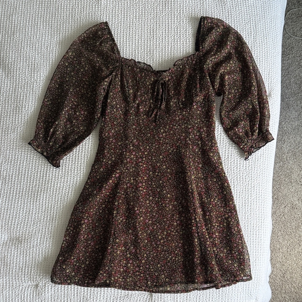 Brown Fall Floral Puff Sleeve Mini Dress Size Medium Yellow, Pink, Red Flowers